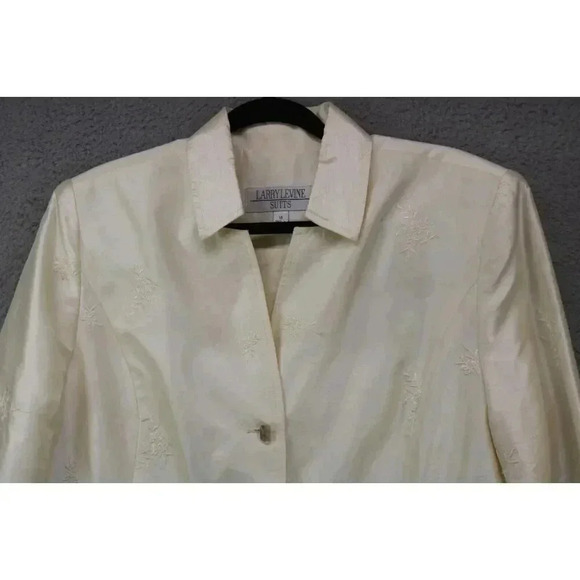 Larry Levine Embroidered Floral Midi Skirt Suit-Size 16-Lined-Back Slit - Picture 3 of 15